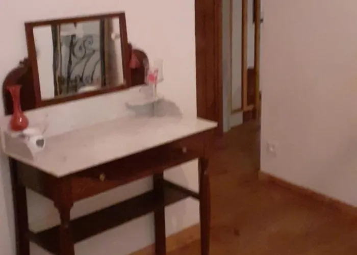 Grande Terrasse Avec Vue Entre Mediterranee Et Pays Cathare 펜션 Cailla