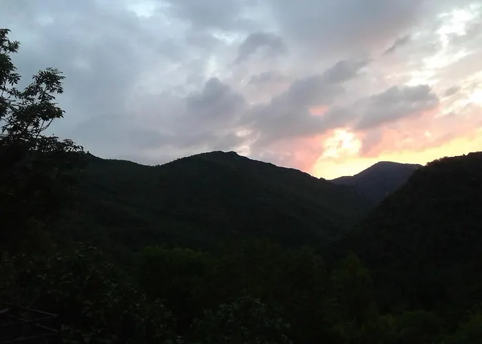 Grande Terrasse Avec Vue Entre Mediterranee Et Pays Cathare 펜션